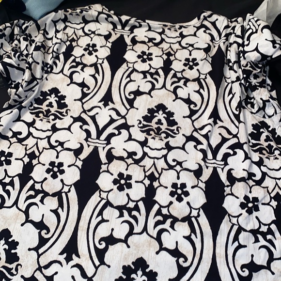 NWT JM collections, extra large top three-quarter sleeves, - Picture 8 of 10